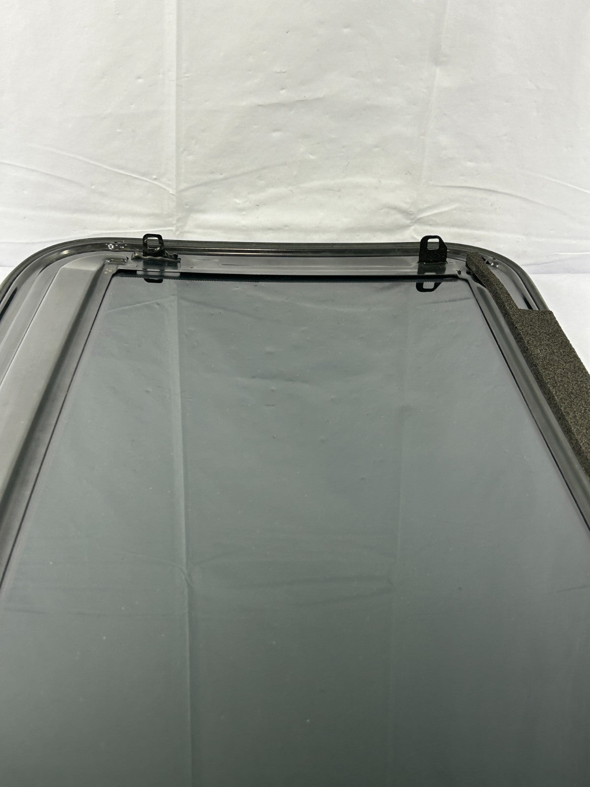 2005-2009 Subaru Legacy Sunroof Moon Roof Sliding Glass Panel OEM 65430AG02A