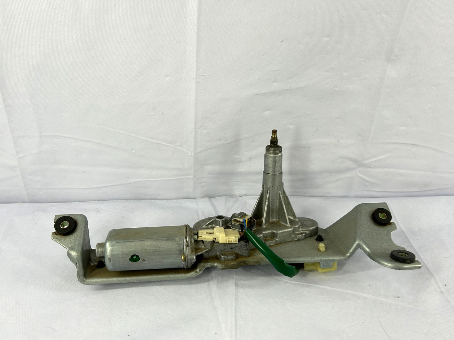 2000-2003 Subaru Outback Rear Windshield Wiper Motor OEM 86511AE05A