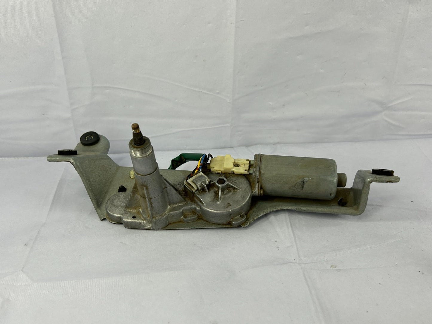 2000-2003 Subaru Outback Rear Windshield Wiper Motor OEM 86511AE05A
