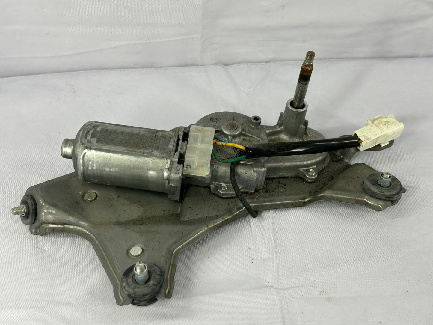 2004-2009 Toyota Prius Rear Glass Liftgate Wiper Motor OEM 85130-47010