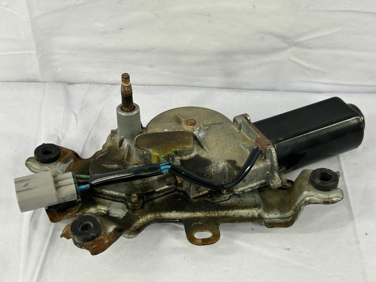 2001-2007 Toyota Sequoia Rear Windshield Wiper Motor Assembly OEM 85130-34010