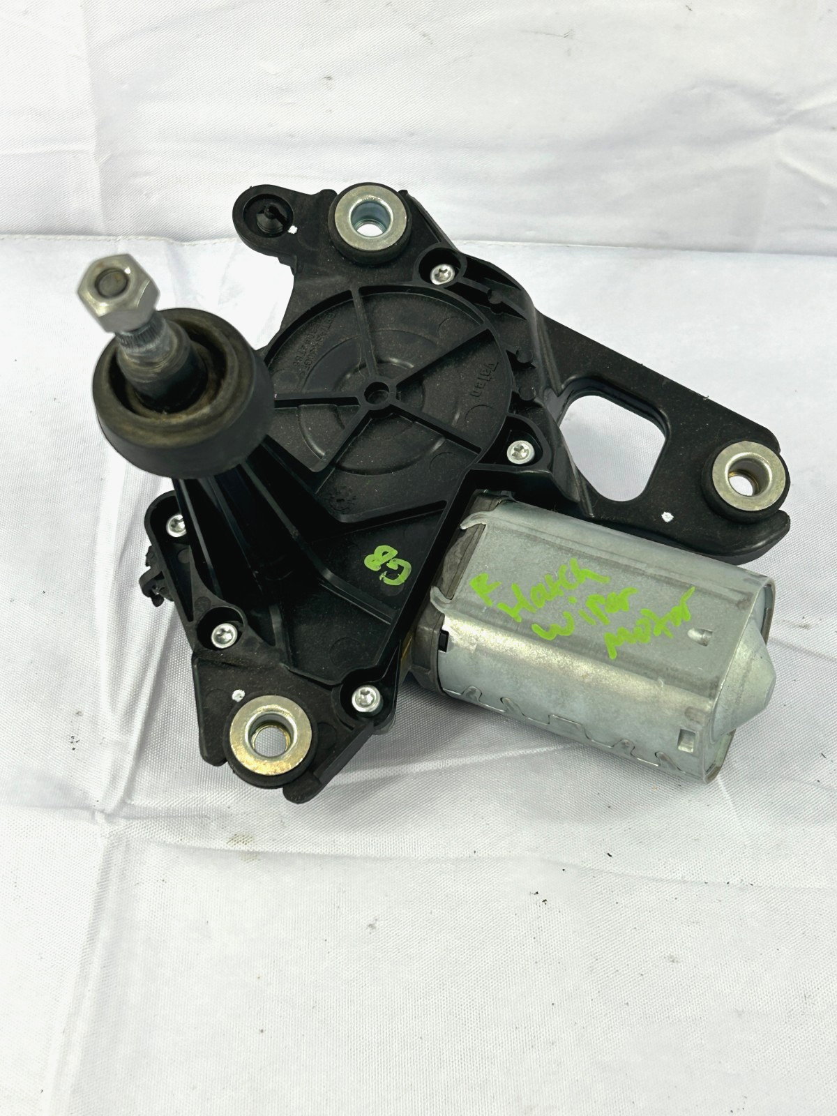 08-14 Mini Cooper Clubman Right Passenger Rear Wiper Motor OEM 61627168154