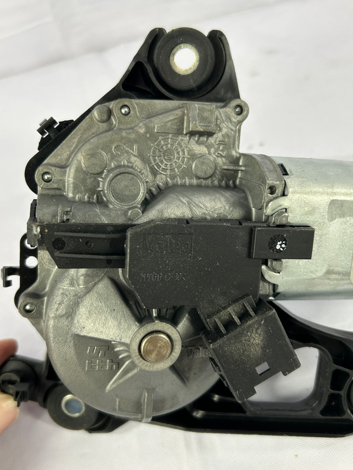 08-14 Mini Cooper Clubman Right Passenger Rear Wiper Motor OEM 61627168154