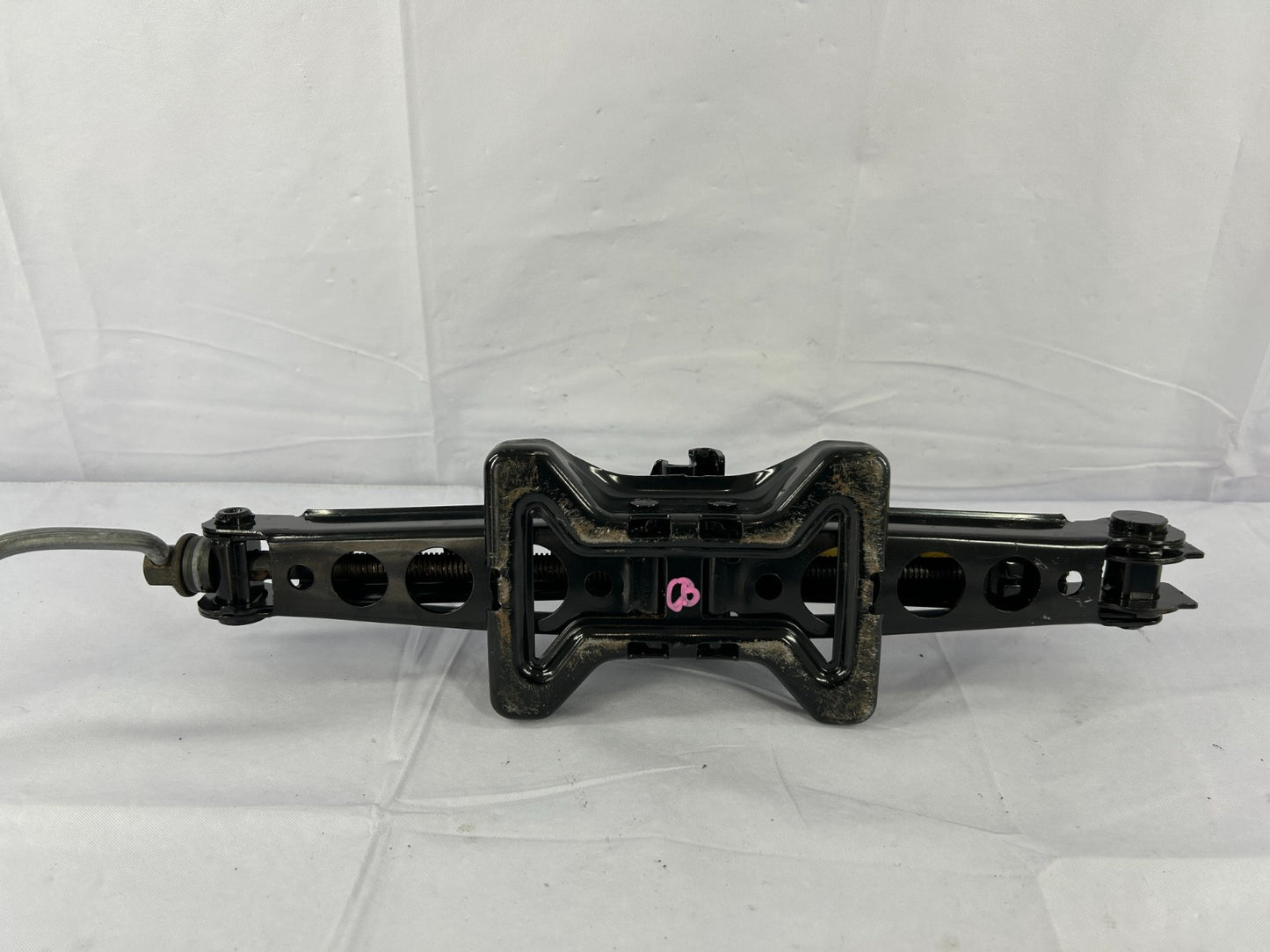 2005-2011 Volvo V50 Emergency Spare Tire Wheel Jack Lift Tool OEM 31329001