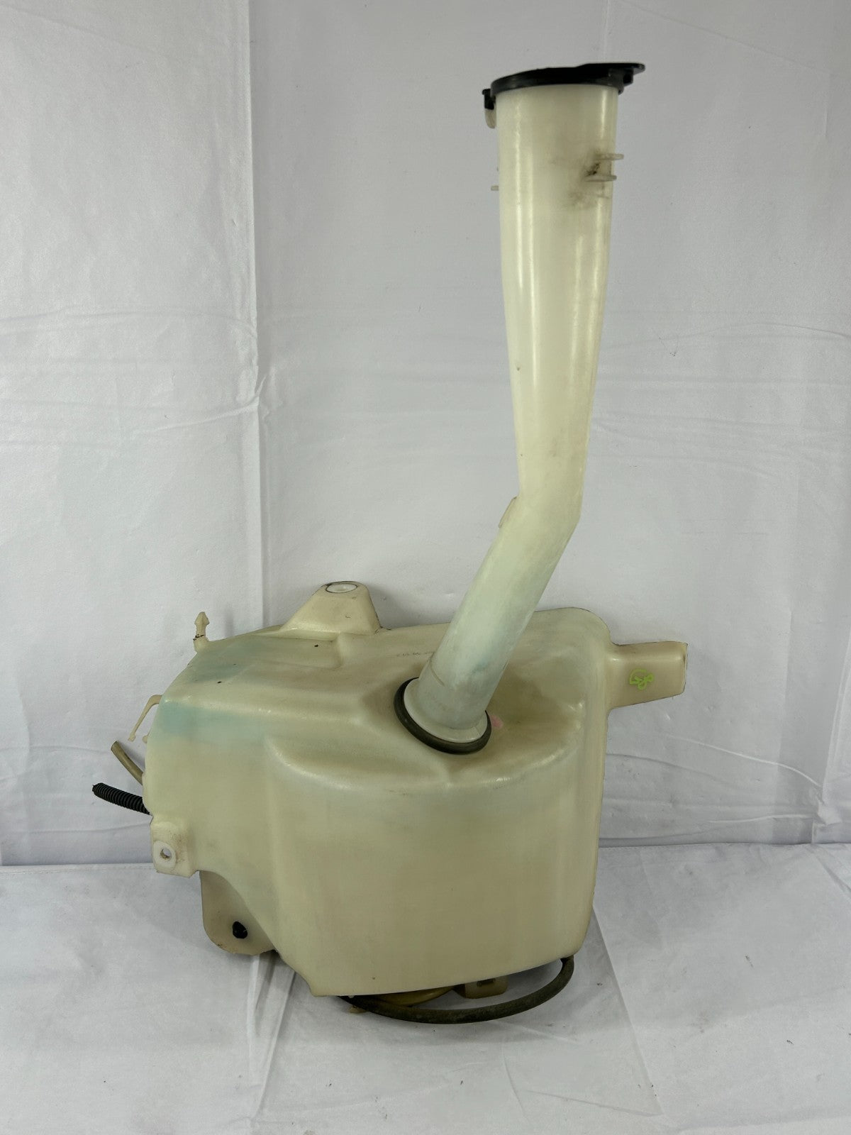01-07 Toyota Sequoia Windshield Washer Fluid Reservoir Bottle OEM 85315-0C040