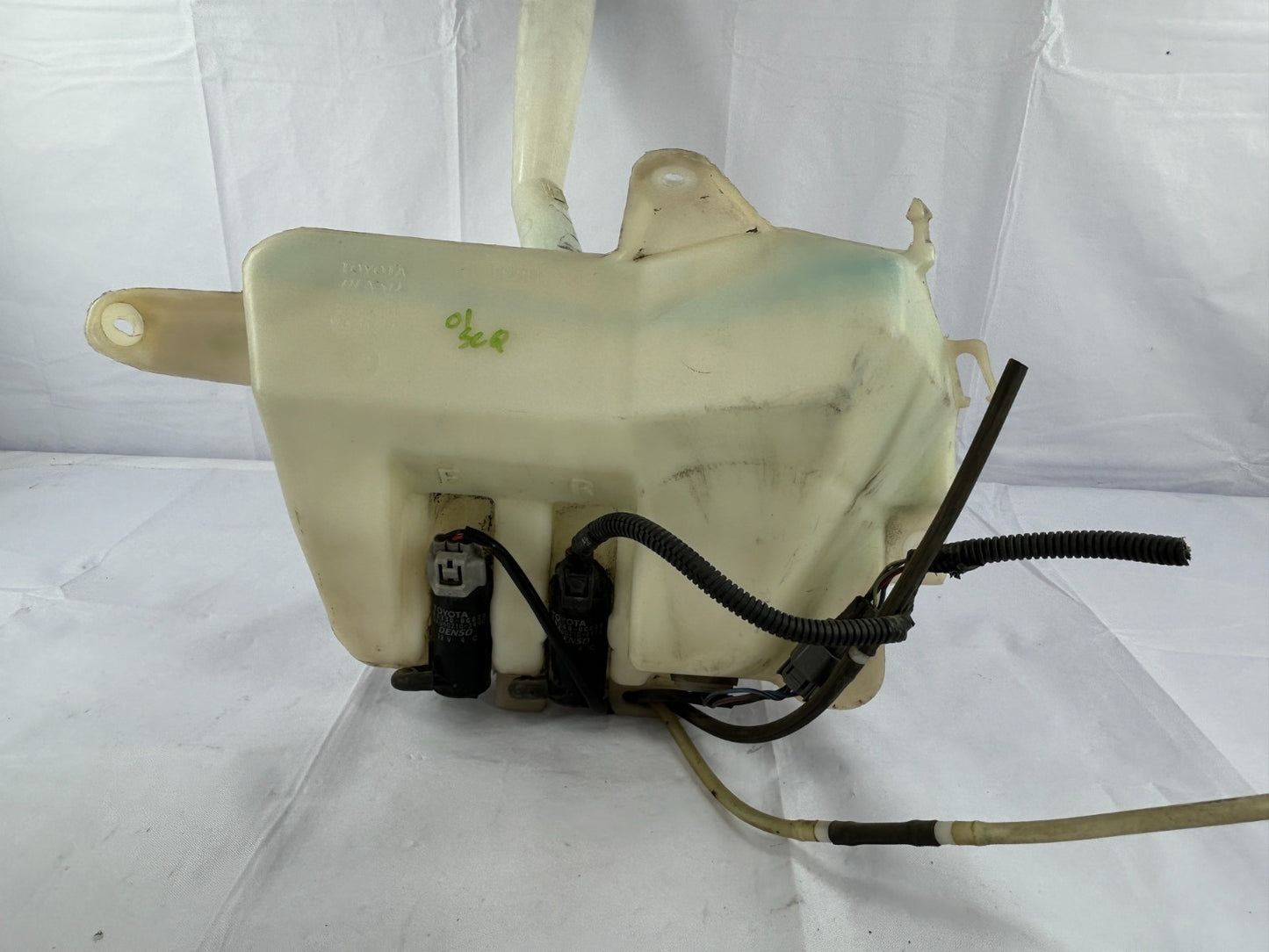 01-07 Toyota Sequoia Windshield Washer Fluid Reservoir Bottle OEM 85315-0C040