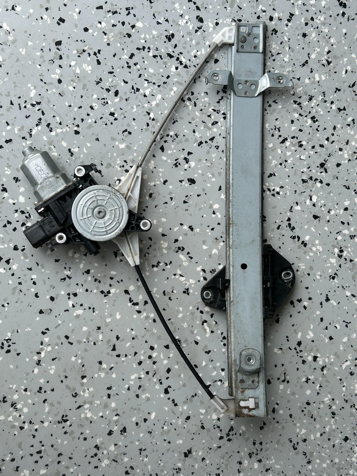 2009-2012 Subaru Forester Rear Right Power Window Regulator Motor OEM 61042SC000