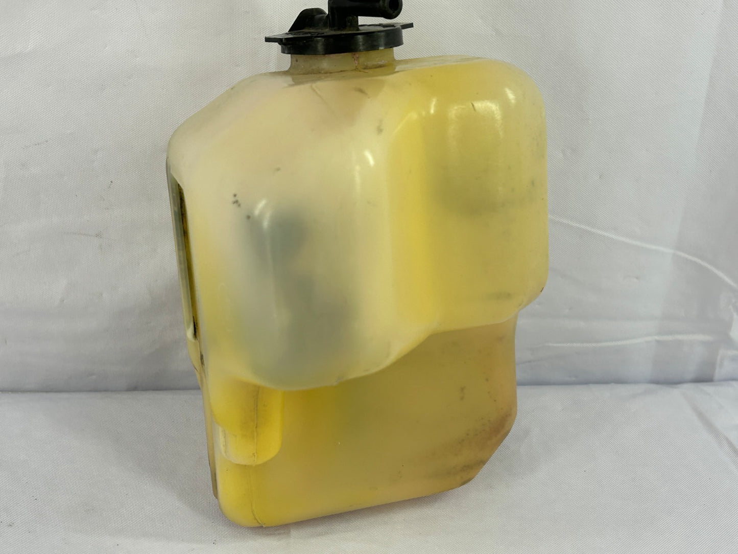 1999-2001 Lexus  RX300 Radiator Coolant Bottle Reservoir Tank OEM 16470-74340