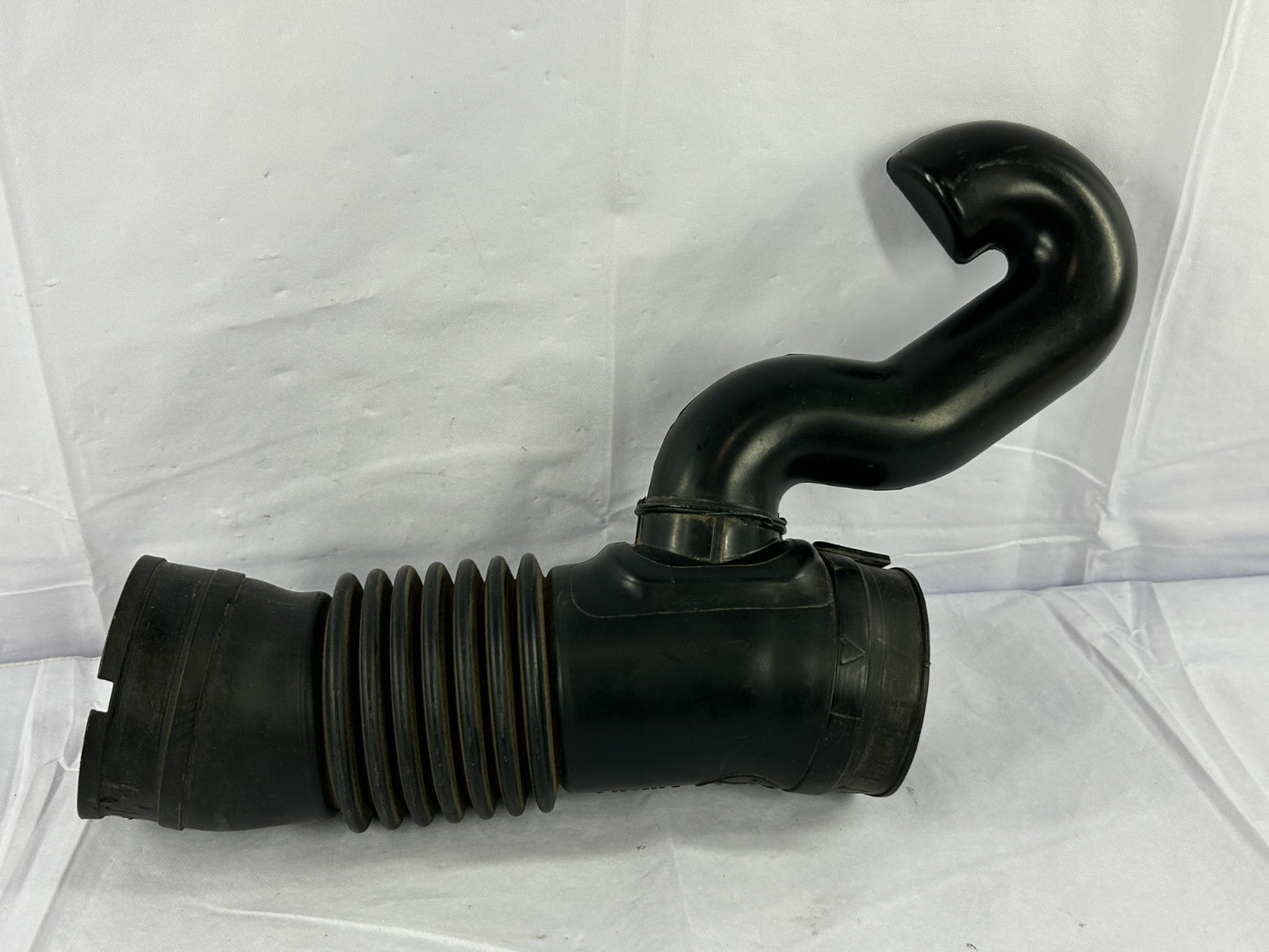 2005-2008 Subaru Forester Engine Boot Air Intake Duct Tube OEM 14457AA460