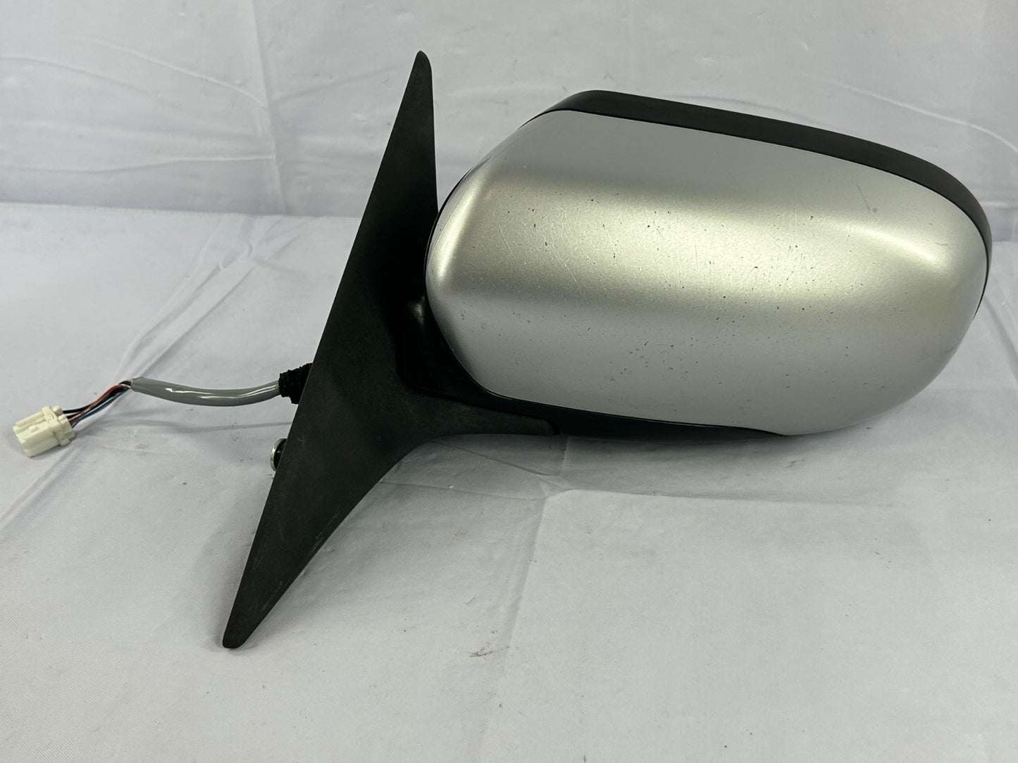 2005-2009 Subaru Outback Left Driver Side View Mirror 6-Wire OEM 91031AG03A