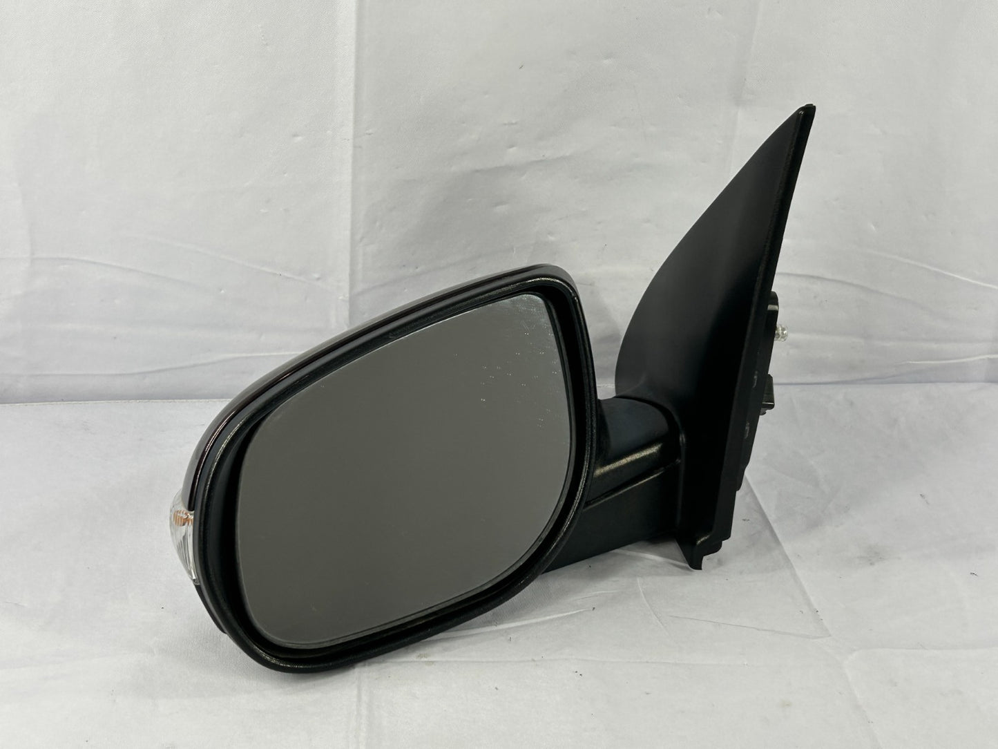 09-13 Kia Forte Left Driver Side View Mirror With Turn Signal OEM 876101M000