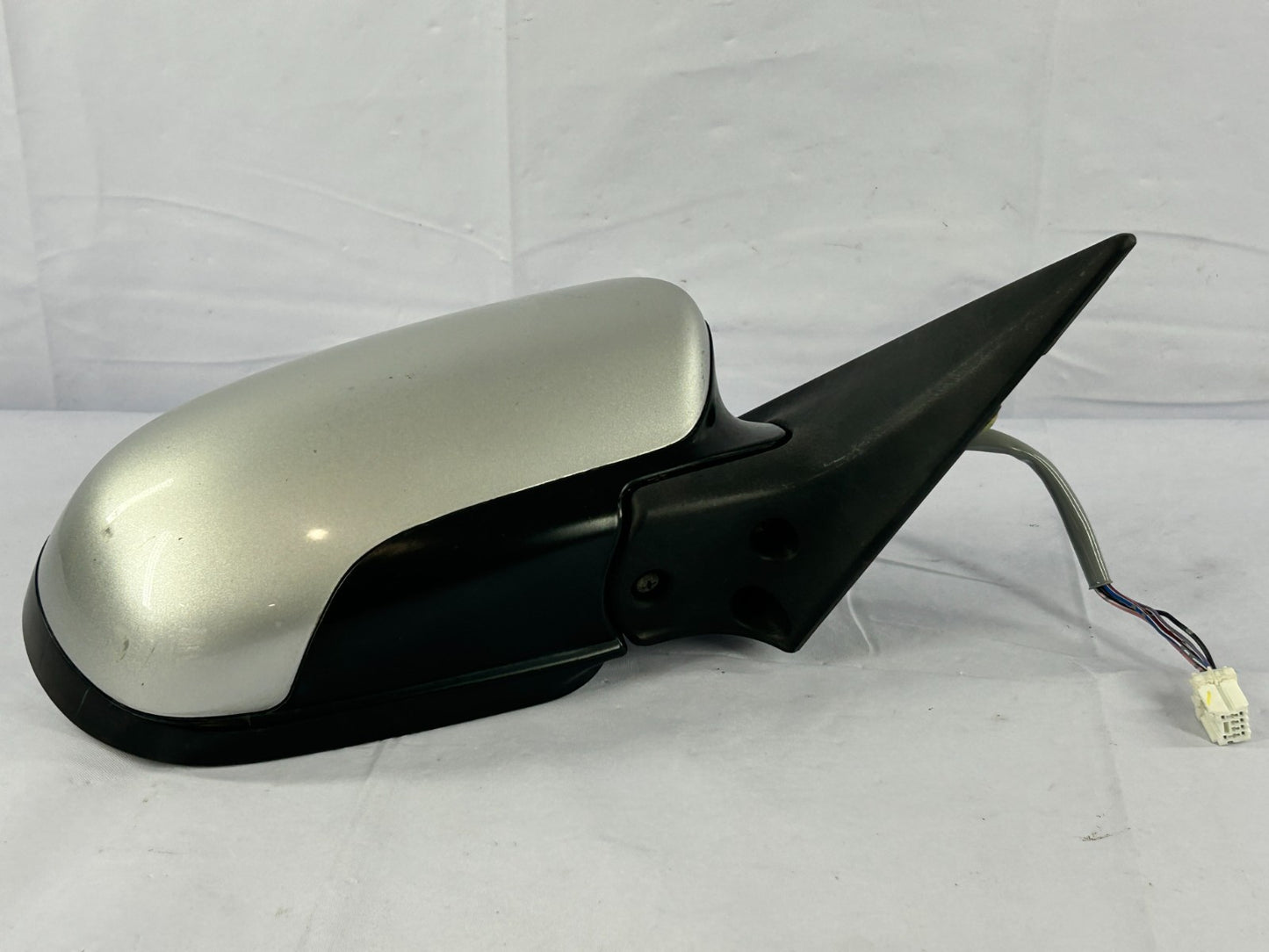 2005-2006 Subaru Outback Right Door Side View Mirror Heated 6-Wire OE 91036AG12A