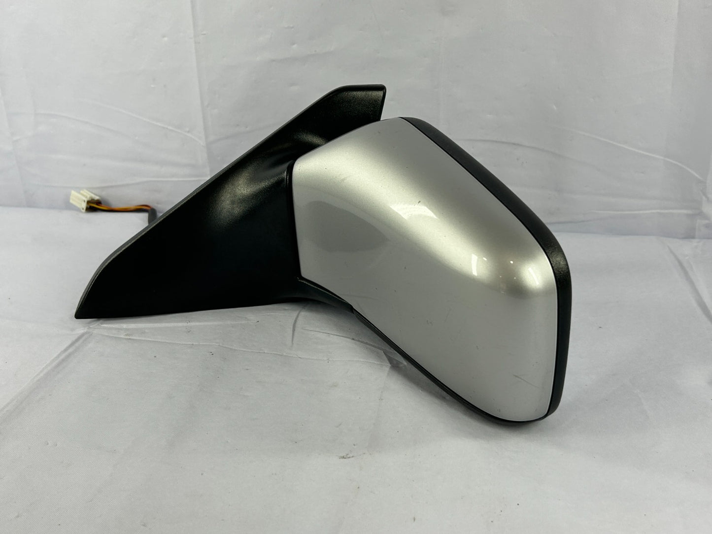 2000-2004 Volvo V40 Left Driver Door Rear View Mirror 5-Wire OEM 30857879
