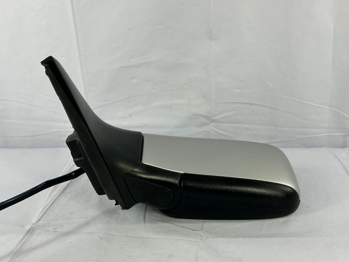 2000-2004 Volvo V40 Left Driver Door Rear View Mirror 5-Wire OEM 30857879