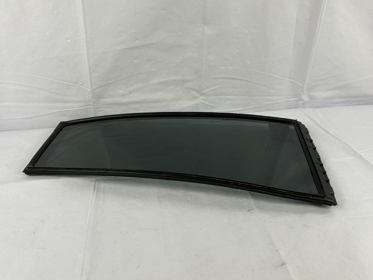01-07 Toyota Highlander Rear Right Door Window Vent Fixed Glass OEM 68123-48070