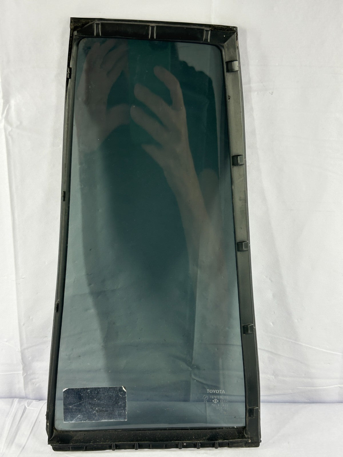 01-07 Toyota Highlander Rear Right Door Window Vent Fixed Glass OEM 68123-48070