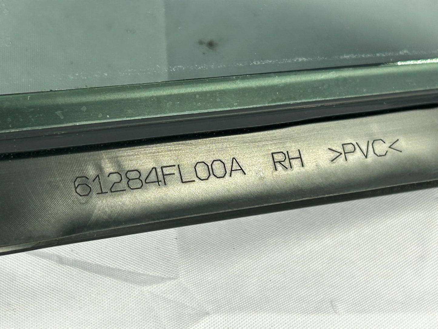 17-23 Subaru Impreza Front Right Door Vent Glass Quarter Window OEM 61012FL10A