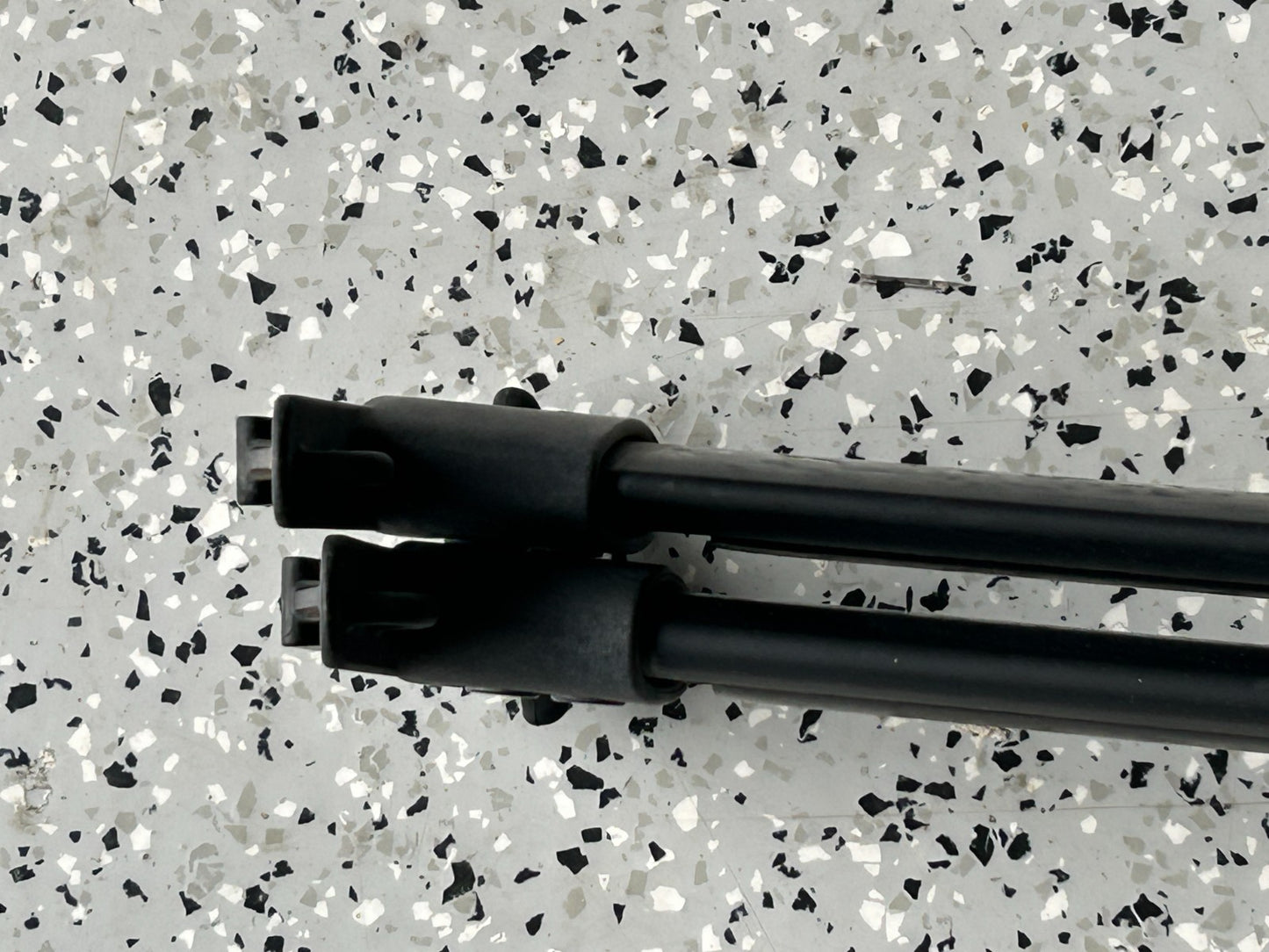 2001-2004 Toyota Sequoia Roof Rack Cross Bar Bars Set OEM 63409-0C010