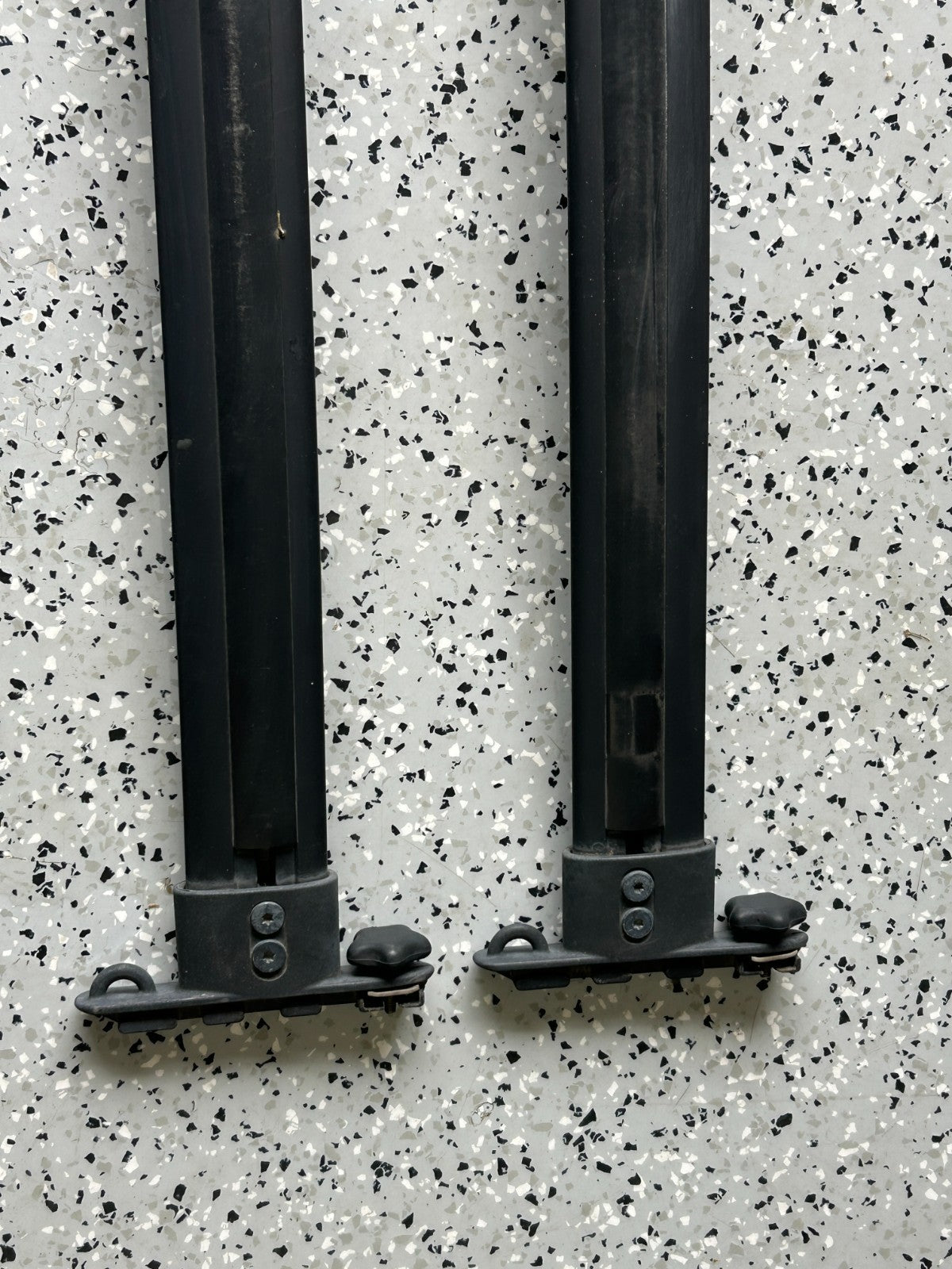 2001-2004 Toyota Sequoia Roof Rack Cross Bar Bars Set OEM 63409-0C010