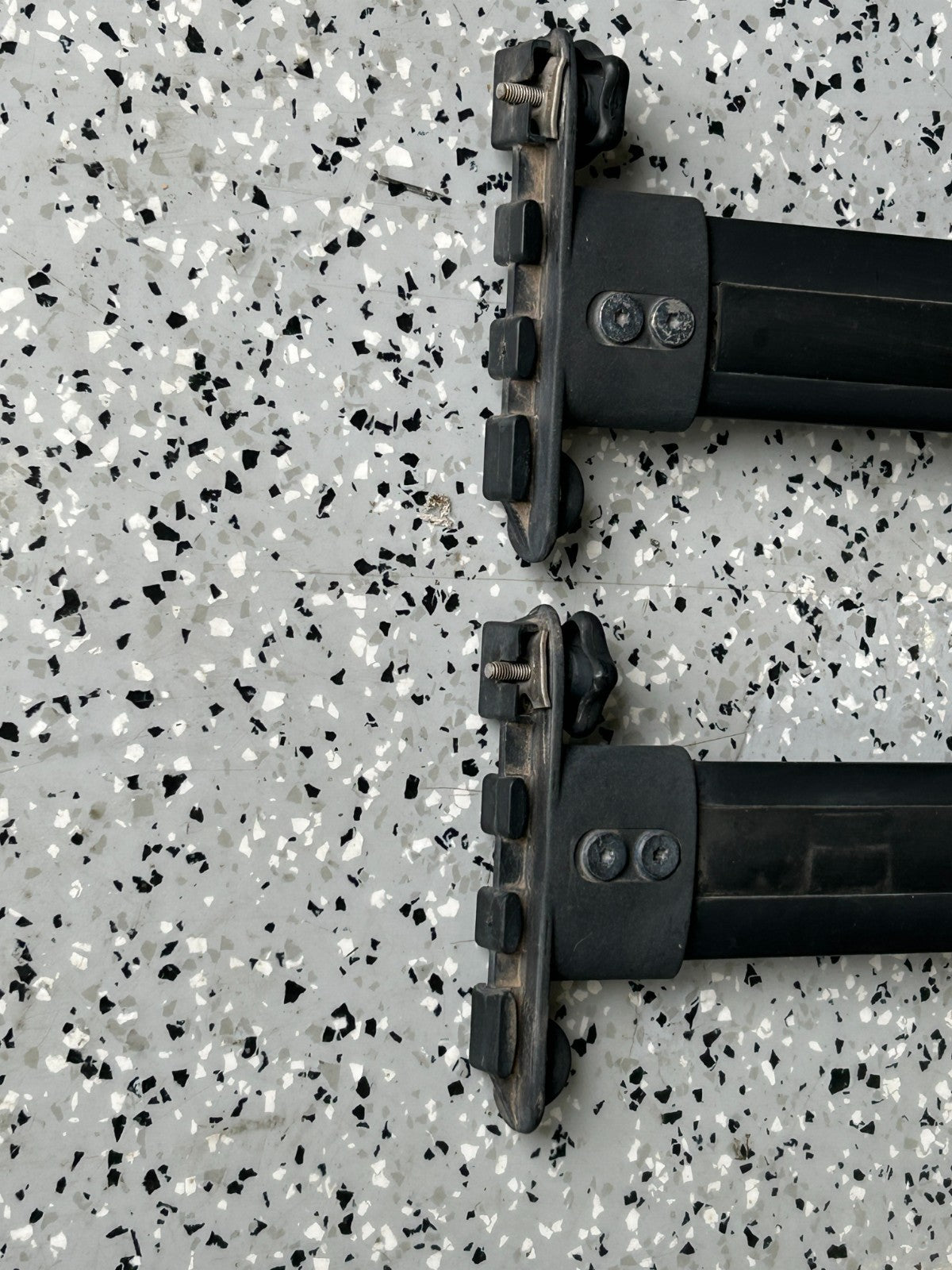 2001-2004 Toyota Sequoia Roof Rack Cross Bar Bars Set OEM 63409-0C010