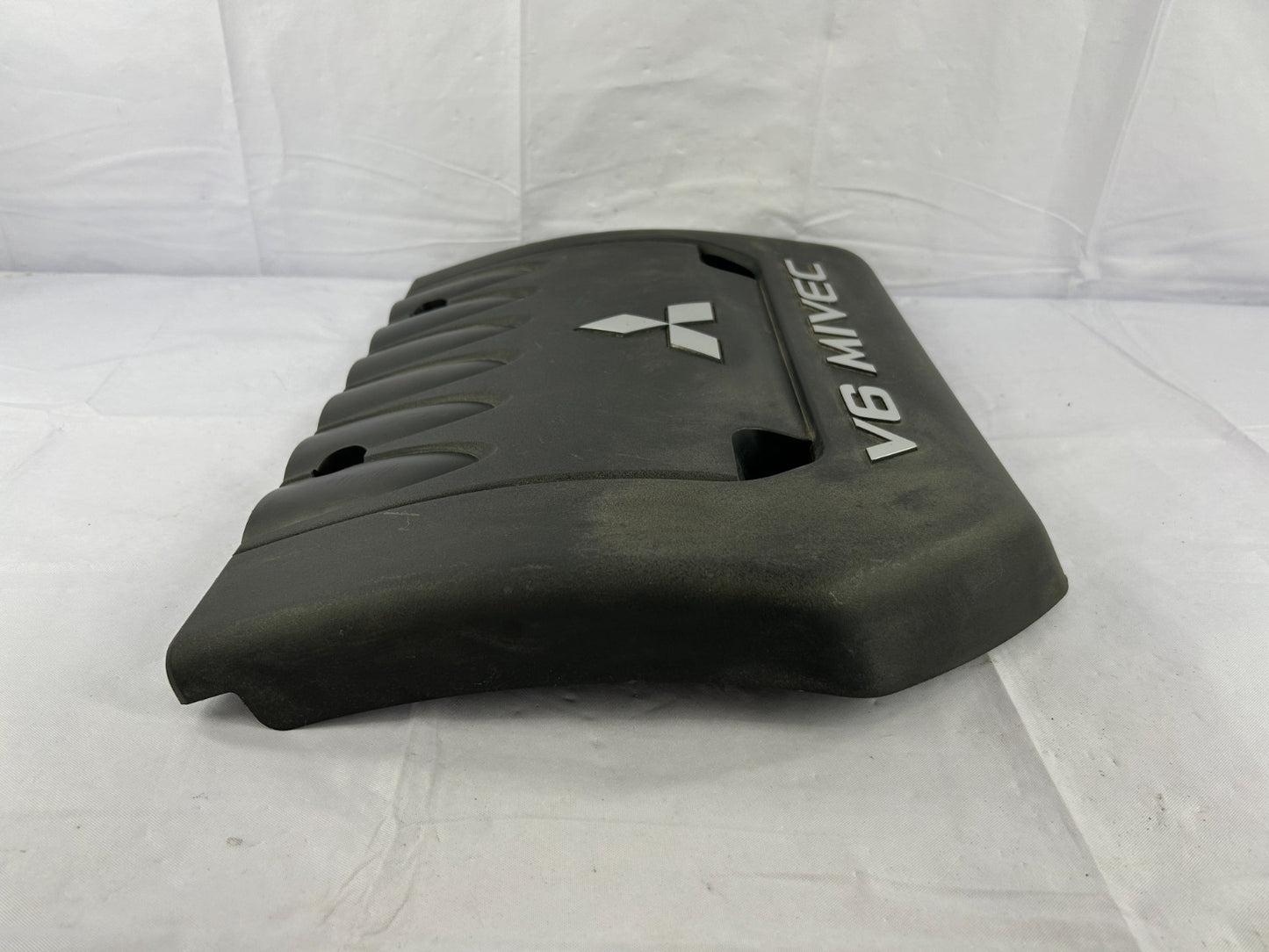2007-2020 Mitsubishi Outlander V6 MIVEC Engine Appearance Cover OEM 1003A096