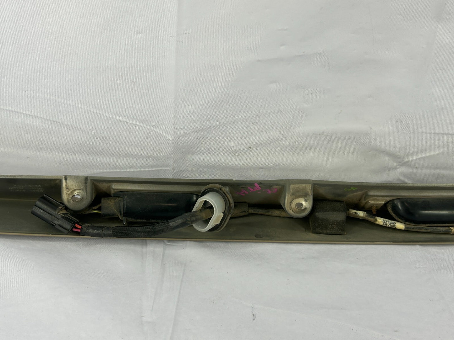 1999-2004 Jeep Grand Cherokee Rear Trunk Tailgate Trim Molding OEM 55155134AB