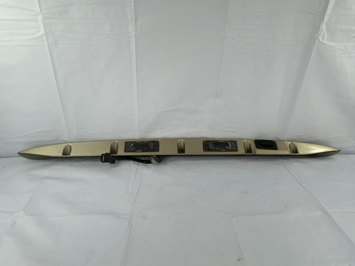 1999-2004 Jeep Grand Cherokee Rear Trunk Tailgate Trim Molding OEM 55155134AB