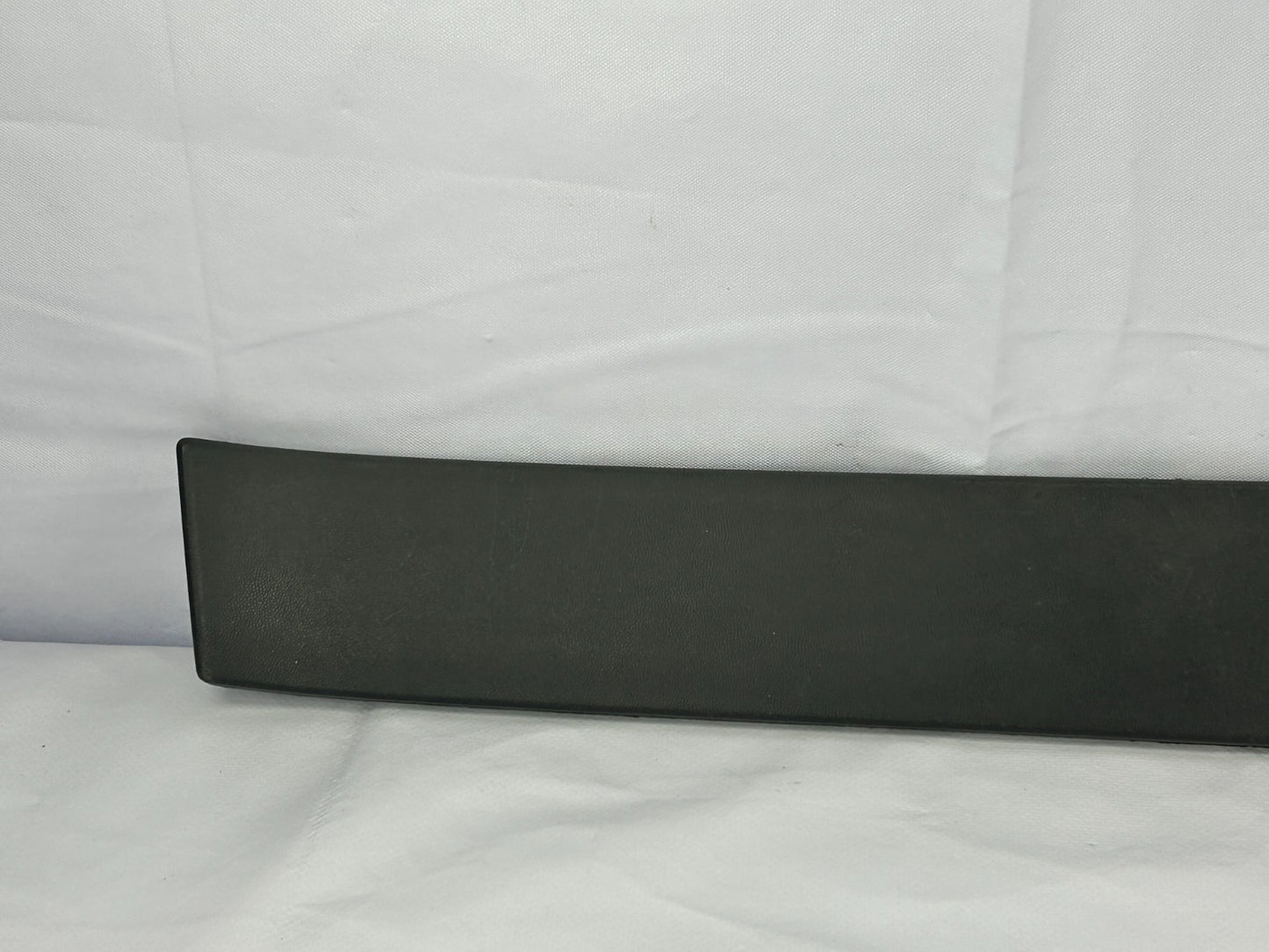 2006-2014 Subaru Tribeca Front Left Driver Side Door Molding Trim OEM 91112XA05A