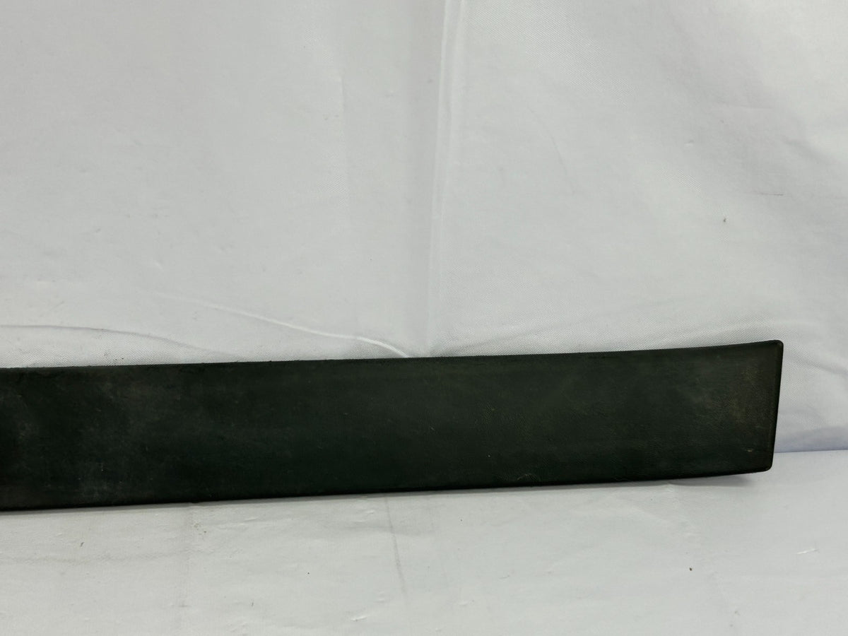 06-14 Subaru Tribeca Front Right Passenger Side Door Trim Molding OEM 91112XA04A