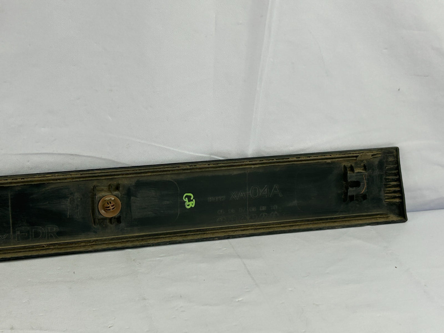 06-14 Subaru Tribeca Front Right Passenger Side Door Trim Molding OEM 91112XA04A