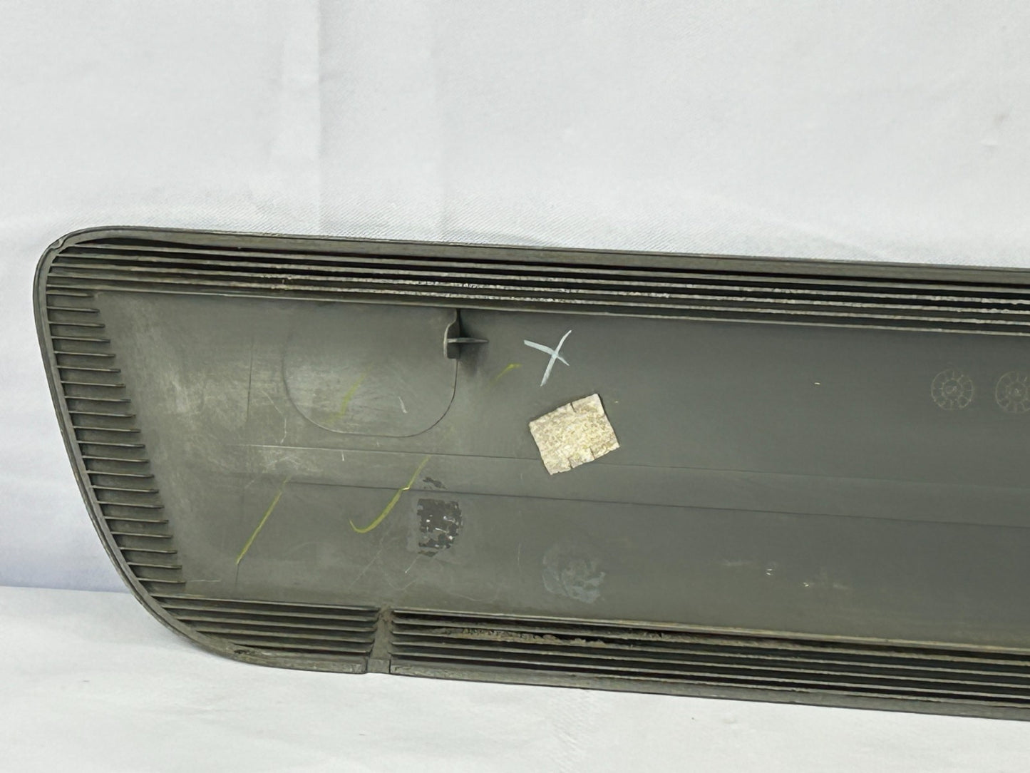01-05 Toyota Sequoia Rear Left Outside Door Moulding Silver OEM 75742-0C040-B1