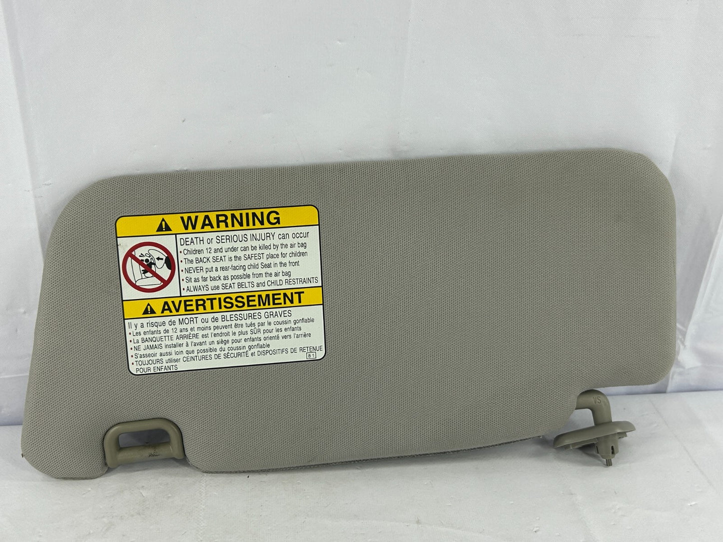 2003 Subaru Forester Right Passenger Side Sun Visor Gray OEM 92011SA100NE