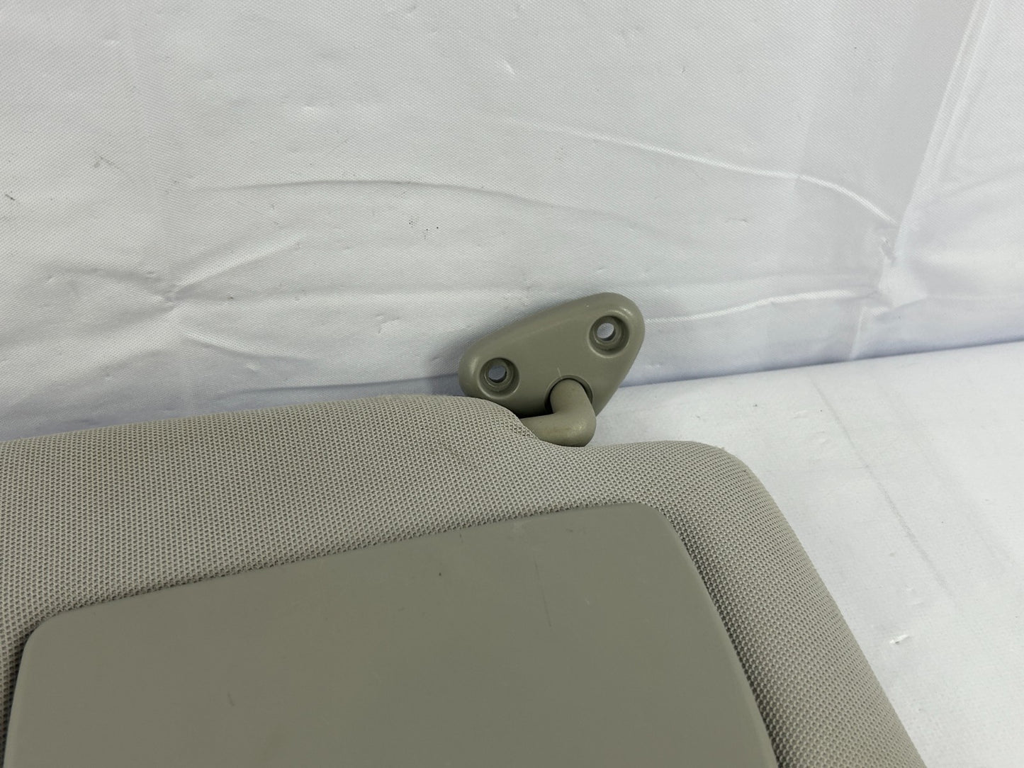 2003 Subaru Forester Right Passenger Side Sun Visor Gray OEM 92011SA100NE