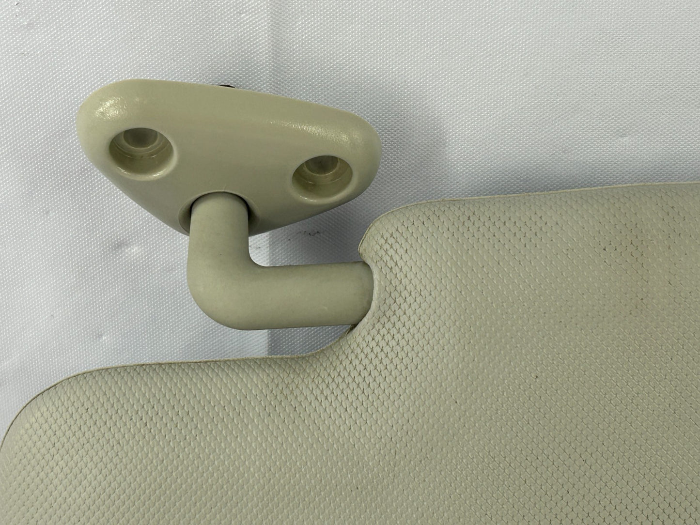 2010-2013 Subaru Forester Left Driver Side Sun Visor Gray OEM 92011SC033LO