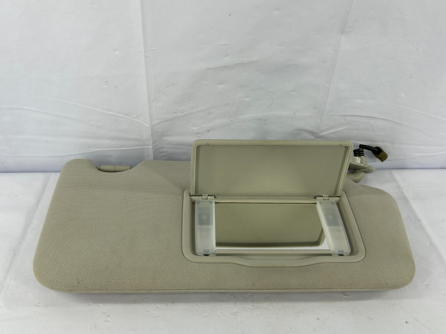 2010-2014 Subaru Legacy Right Passenger Side Sun Visor Gray OEM 92011AJ07AME