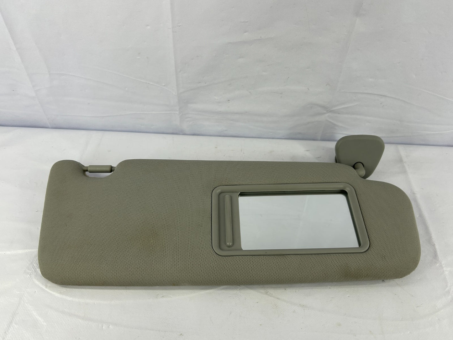 2007-2012 Hyundai Veracruz Right Passenger Side Sun Visor OEM 85220-3J800-6T