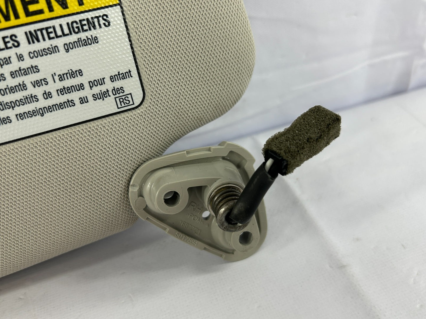 2010-2014 Subaru Outback Right Passenger Side Sun Visor Gray OEM 92011AJ07AME