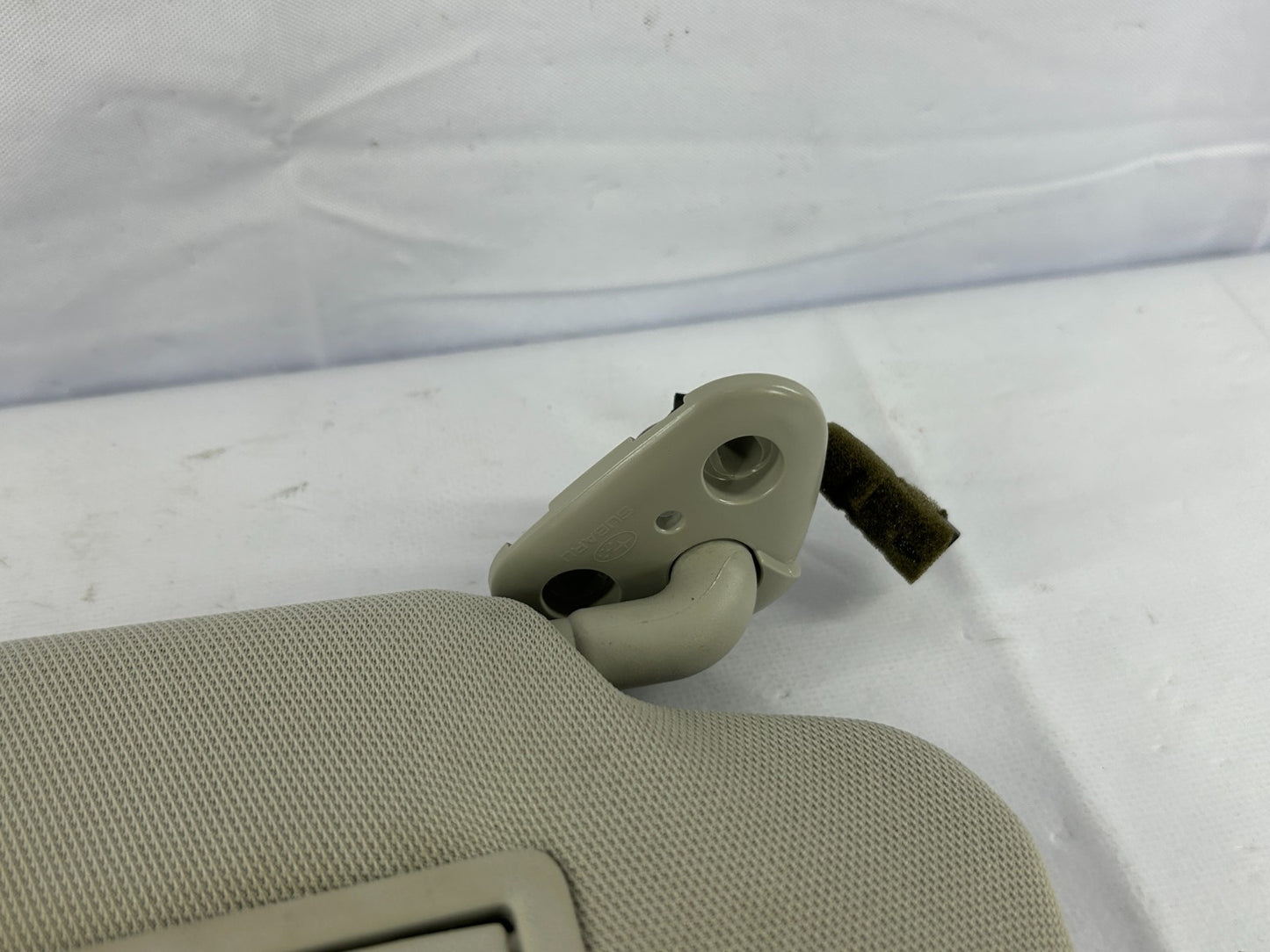 2010-2014 Subaru Outback Right Passenger Side Sun Visor Gray OEM 92011AJ07AME