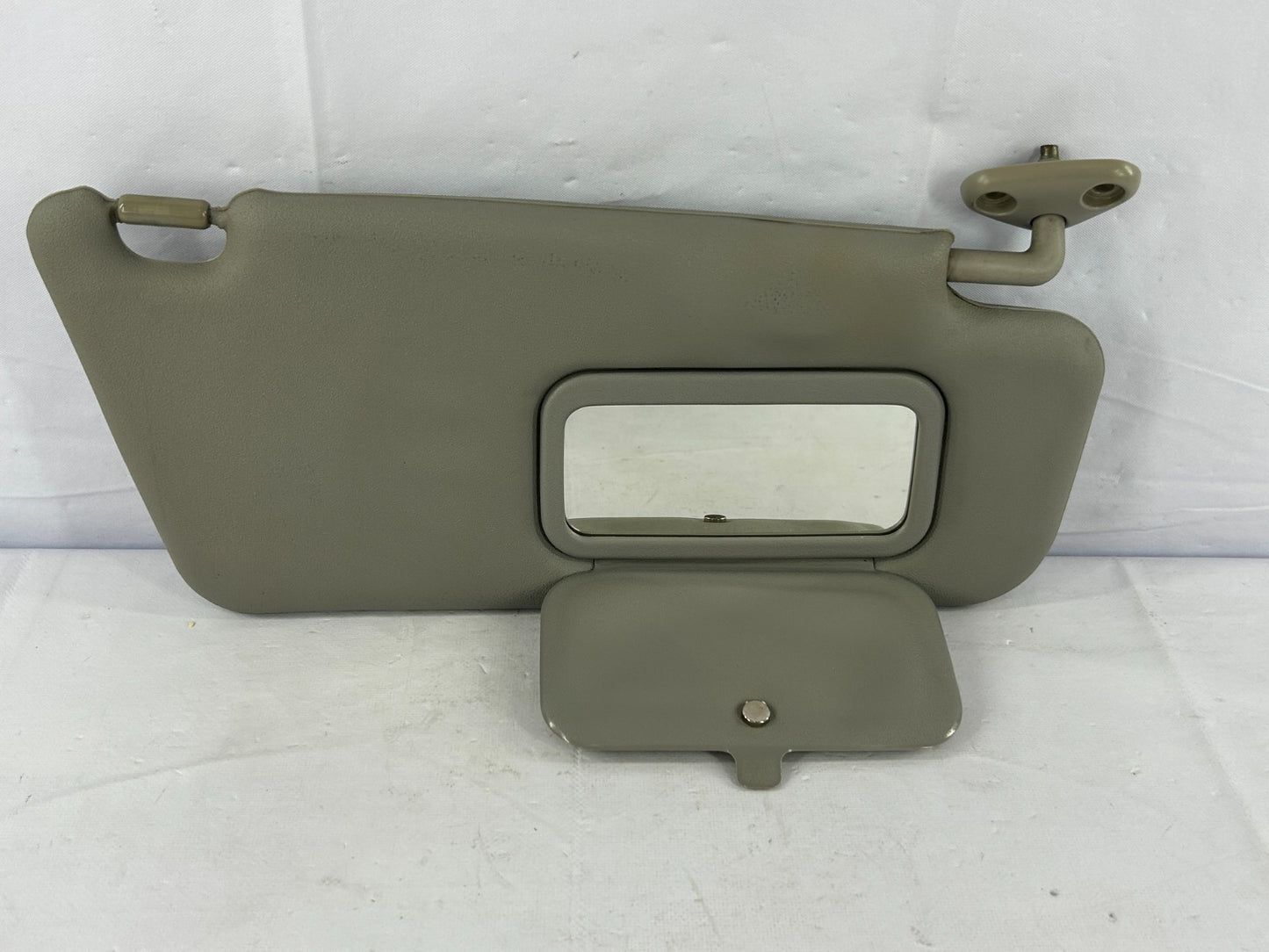 2004 Subaru Impreza Right Passenger Side Sun Visor Gray OEM 92011FE042NE