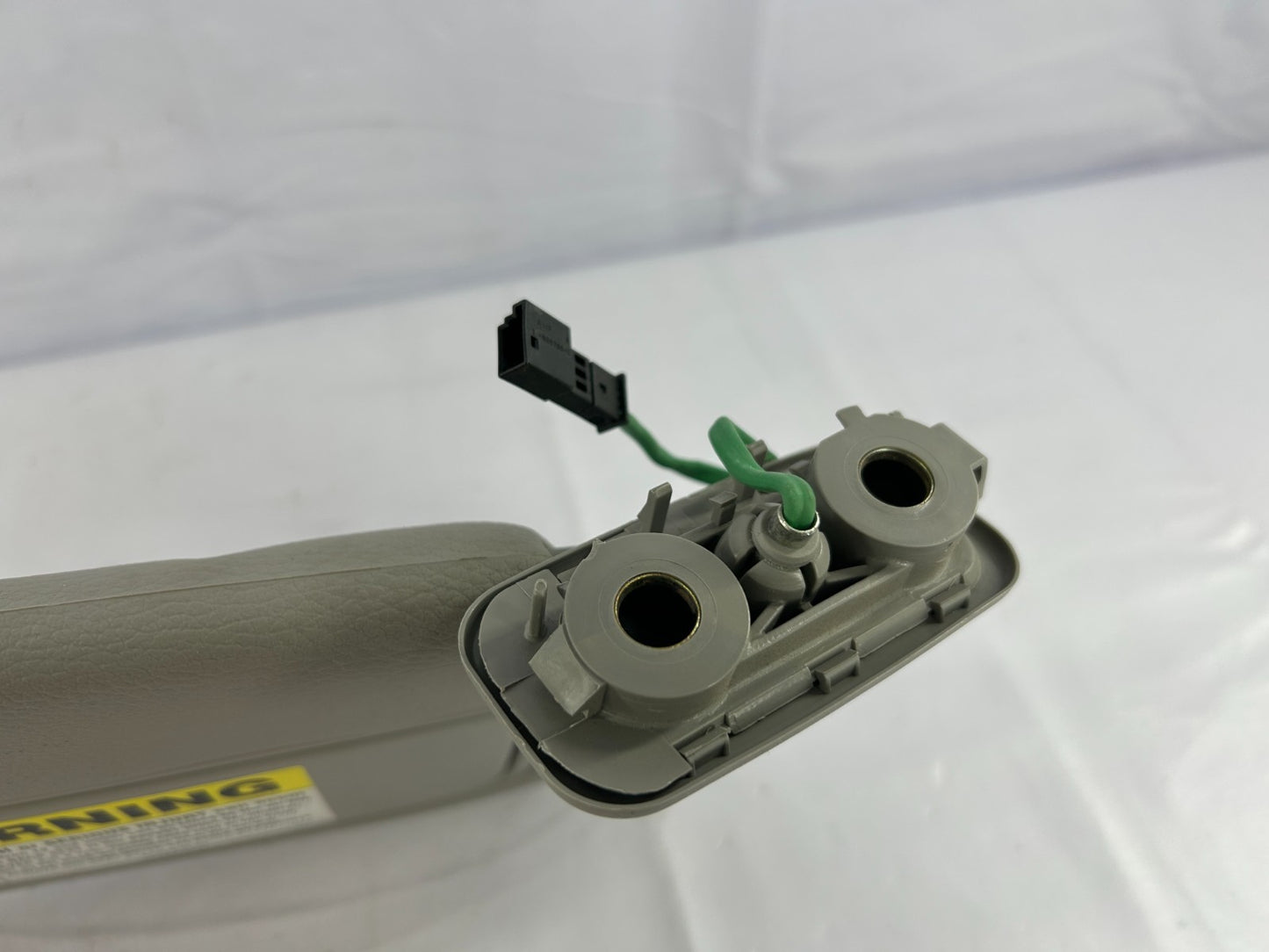2003-2004 Volvo XC70 Right Passenger Side Sun Visor Gray OEM 39966760