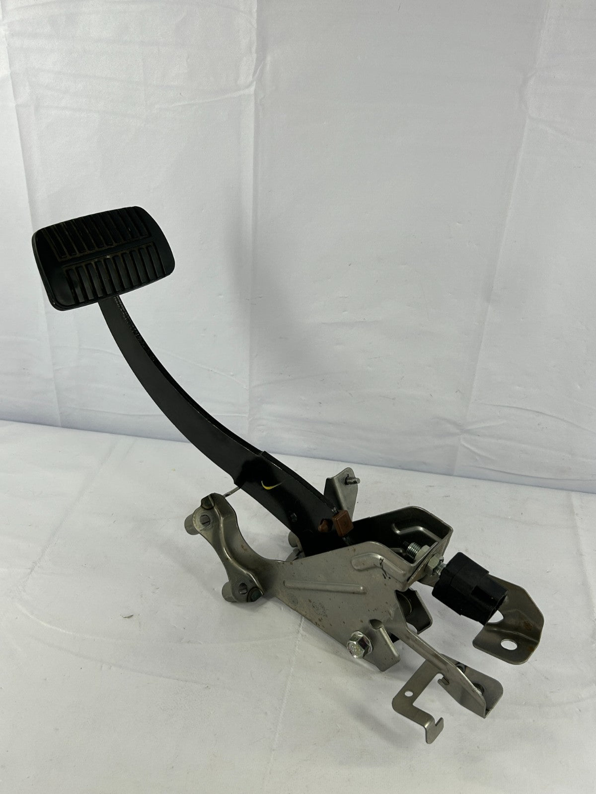 2010-2014 Subaru Outback Brake Pedal Arm Assembly OEM 36012AJ09A