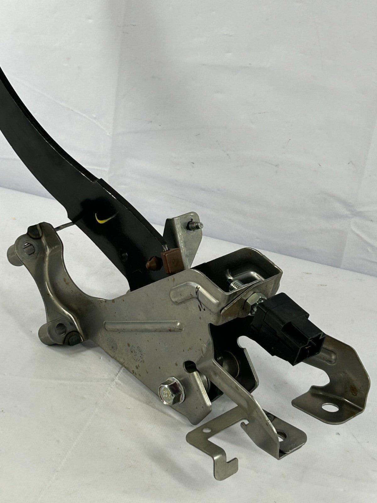 2010-2014 Subaru Outback Brake Pedal Arm Assembly OEM 36012AJ09A