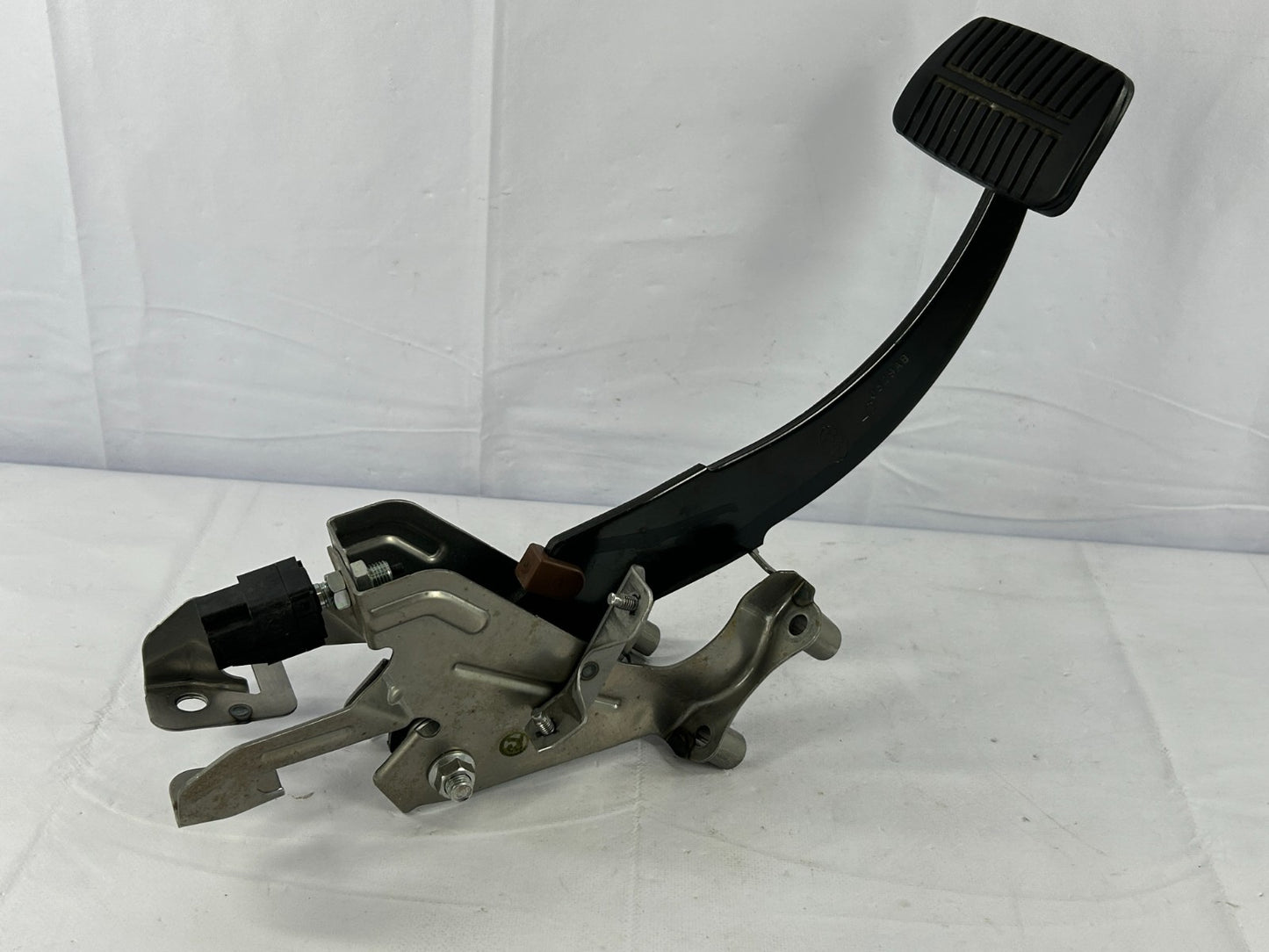 2010-2014 Subaru Outback Brake Pedal Arm Assembly OEM 36012AJ09A