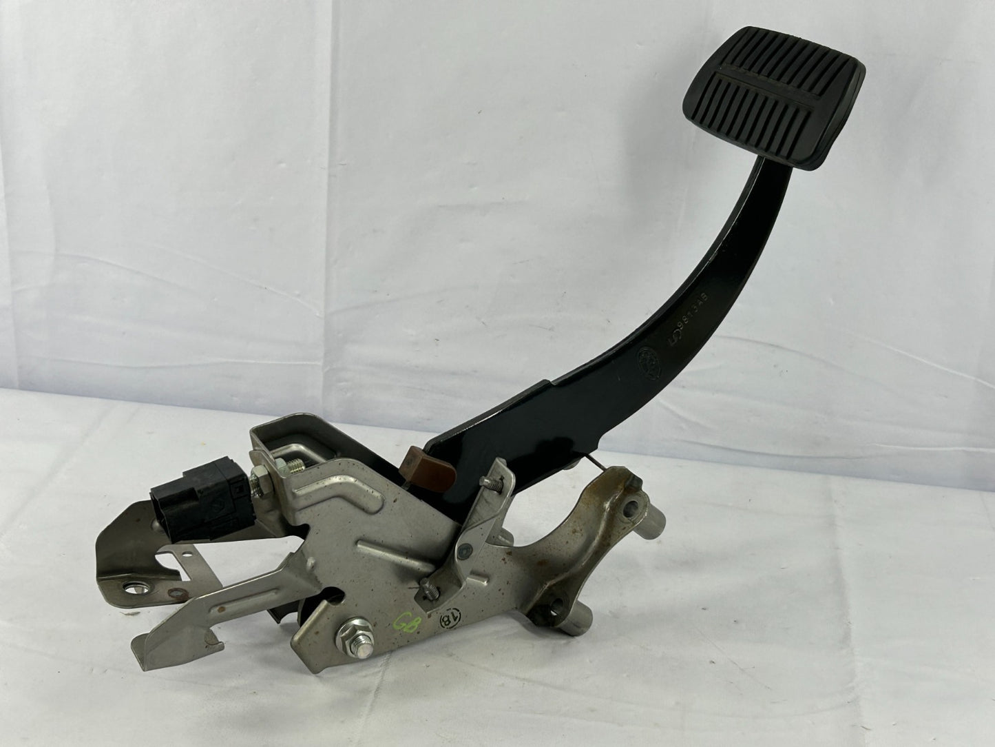 2010-2014 Subaru Outback Brake Pedal LAC Arm Assembly OEM 36012AJ09A