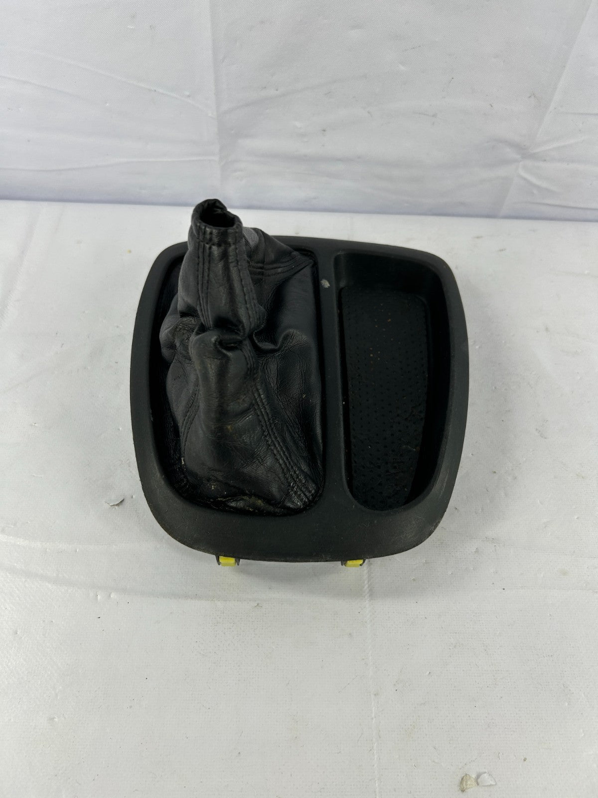 2001-2004 Toyota Sequoia Transfer Case Shifter Boot with Tray OEM 58808-0C010