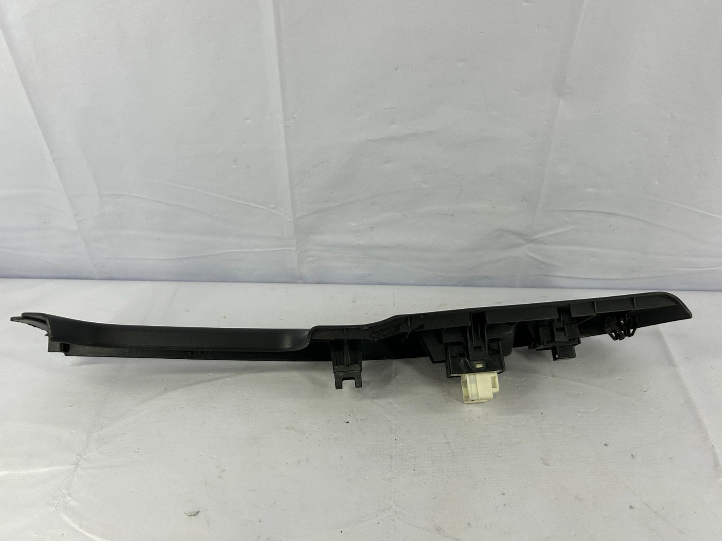 96-99 Nissan Pathfinder Front Right Power Window Switch & Bezel OEM 80960-0W212