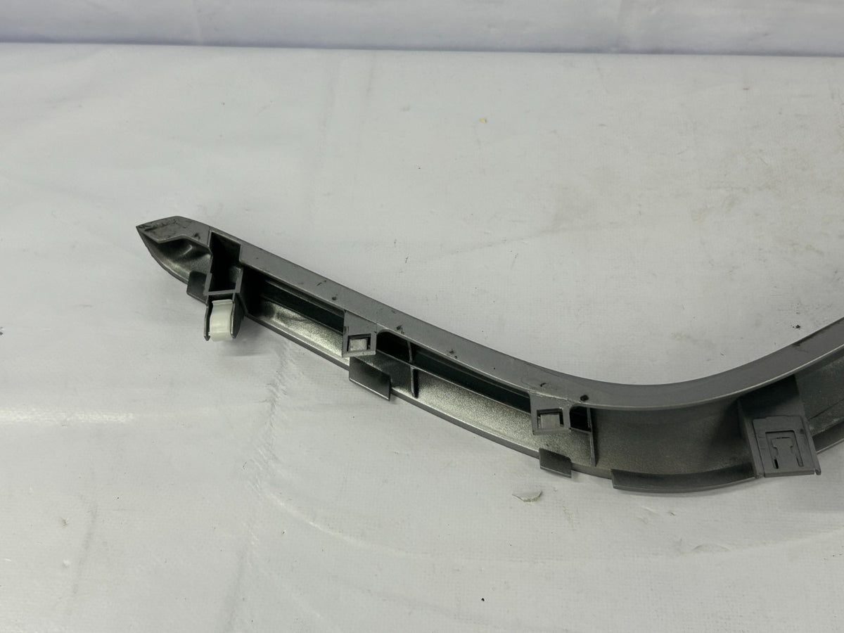 2006-2009 Suzuki Grand Vitara Left Side Center Console Trim Bezel OEM 73862-65J0