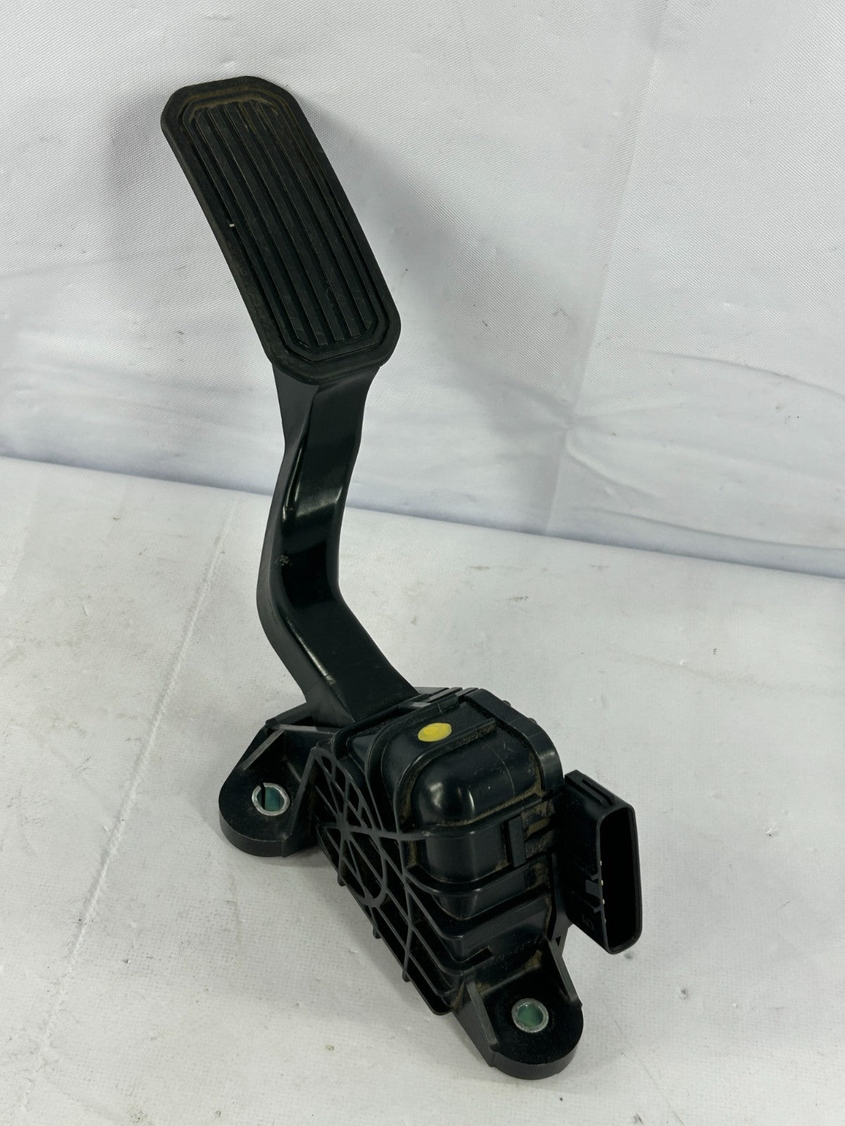 2004-2010 Toyota Sienna Accelerator Gas Pedal Assembly OEM 78120-08020