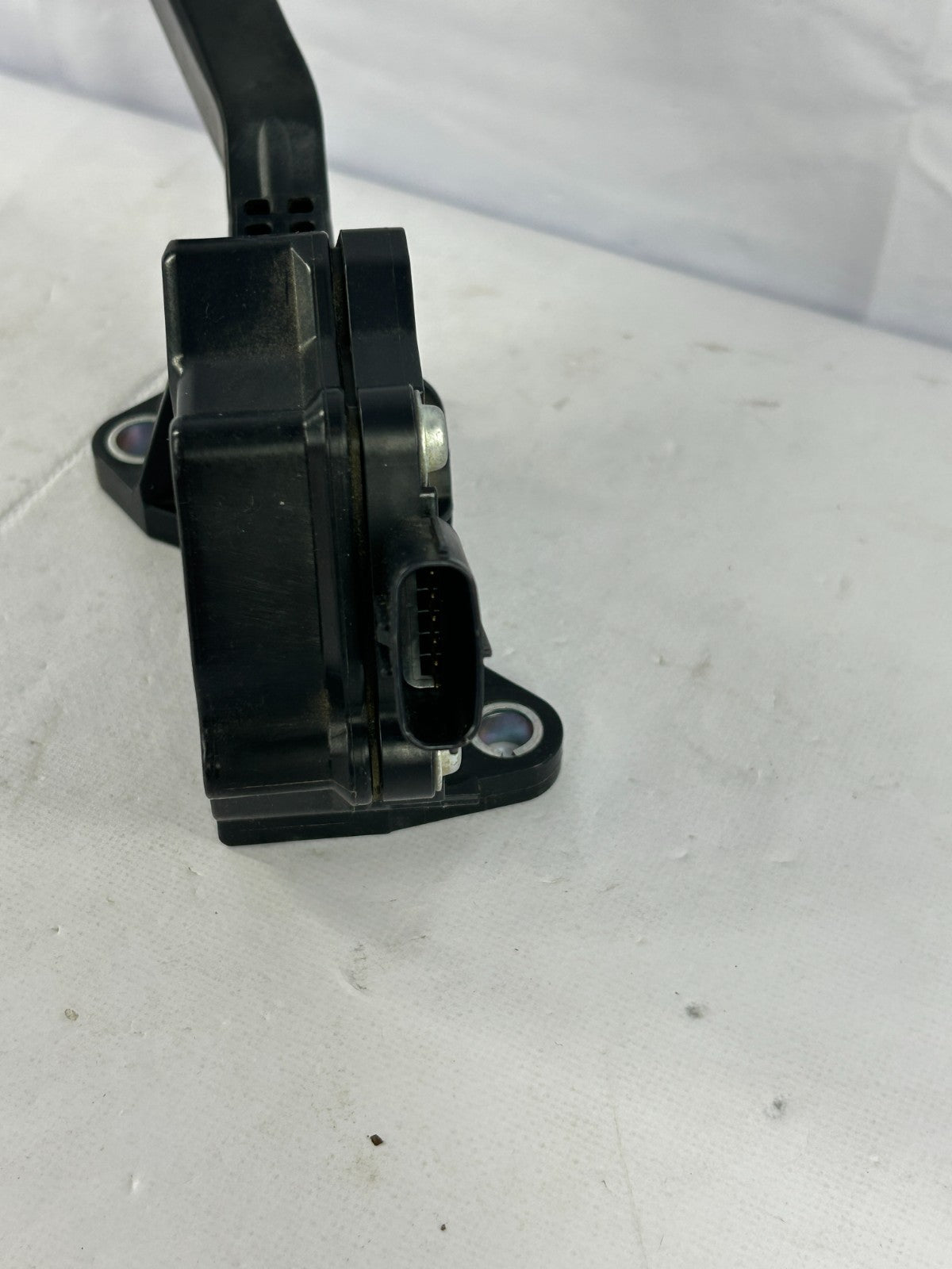 2007-2014 Subaru Legacy or Outback Accelerator Pedal Assembly OEM 36010AG140