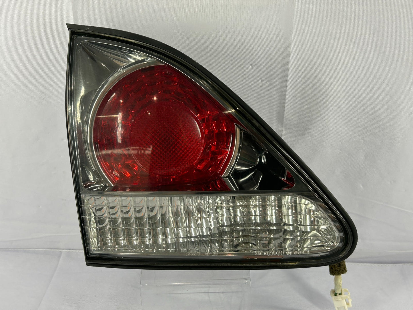 2000-2003 Lexus RX300 Left Inner Tailgate Back-up Lamp Light OEM 81590-48030